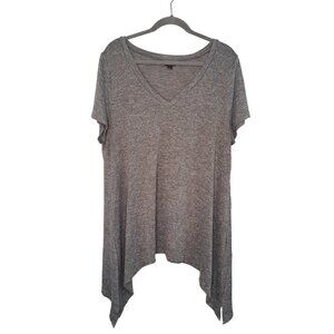 Torrid Gray Sharkbite Hem V Neck Top Plus Size 2